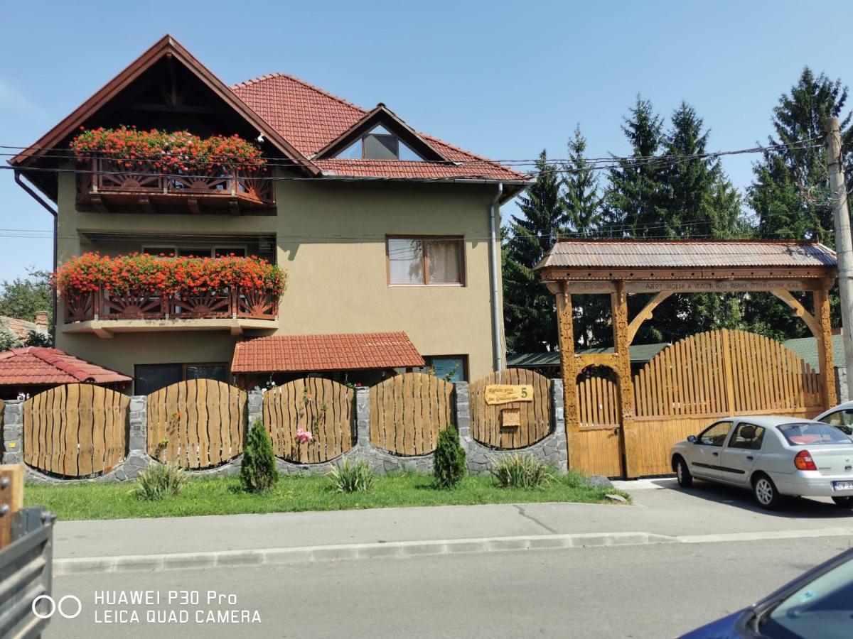 Sepsi Relax Hotel Sfantu Gheorghe  ภายนอก รูปภาพ