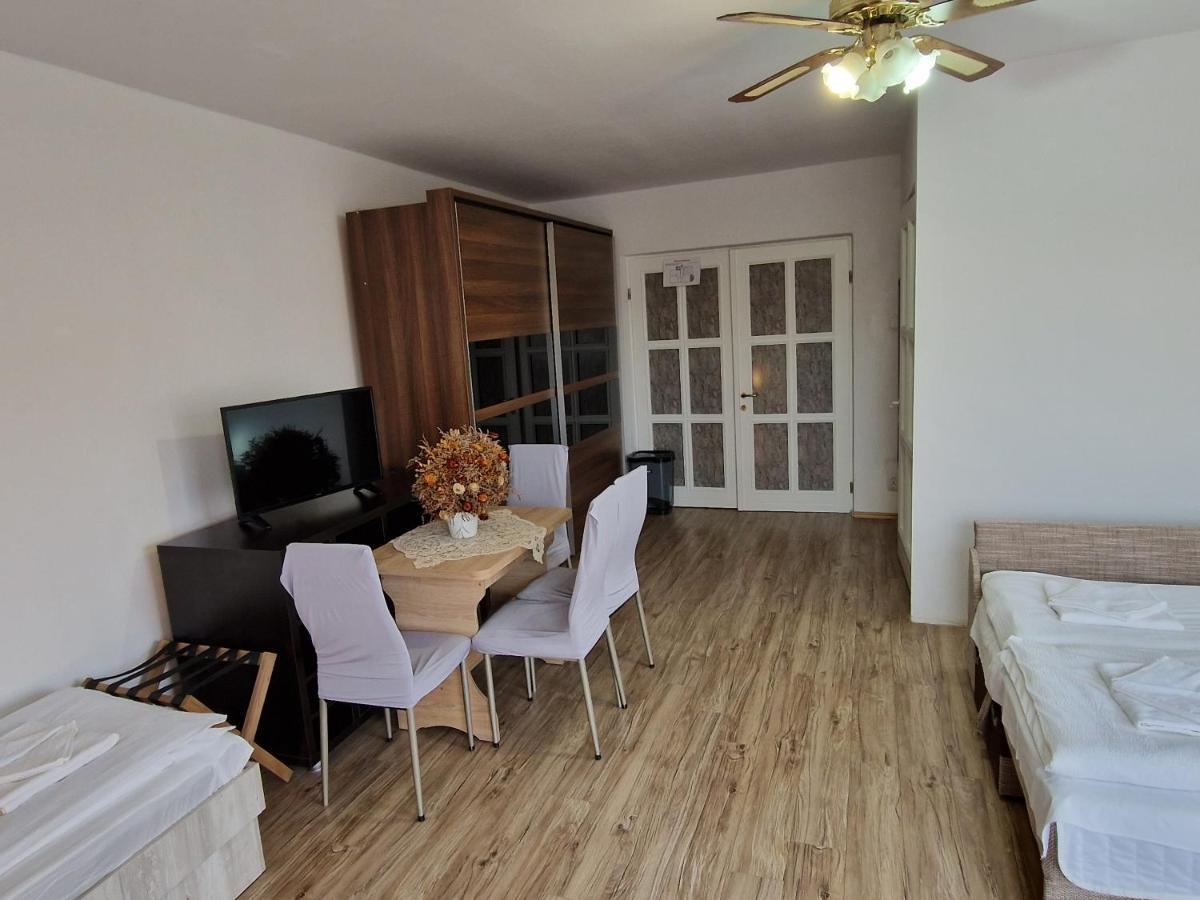 Sepsi Relax Hotel Sfantu Gheorghe  ภายนอก รูปภาพ