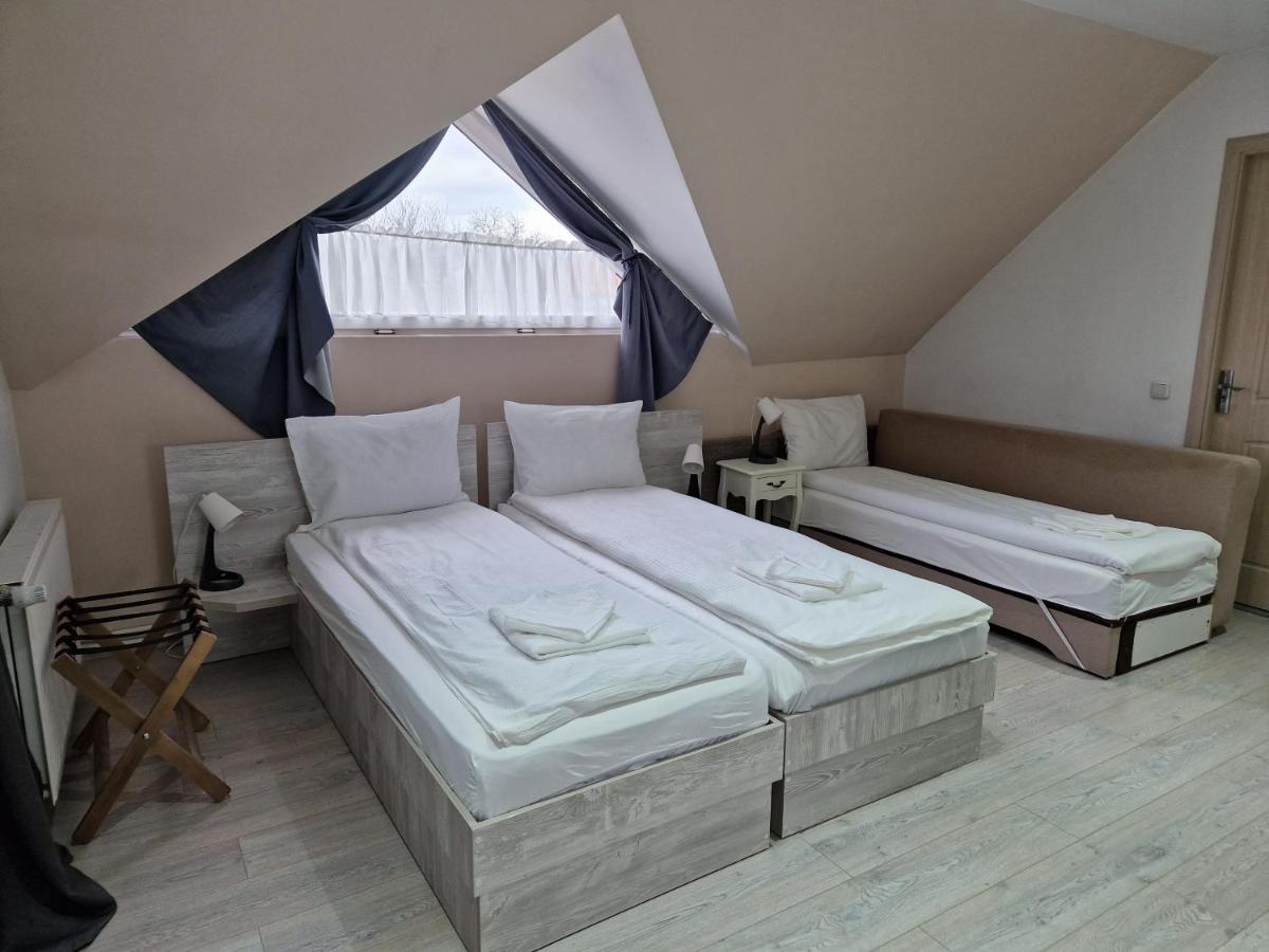 Sepsi Relax Hotel Sfantu Gheorghe  ภายนอก รูปภาพ